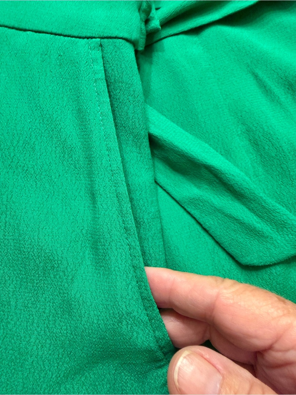GENTLE FAWN, NWT, WOMENS, SHORT SLEEVE ROMPER IN SPRING GREEN. SIZE 4 - Picture 6 of 10